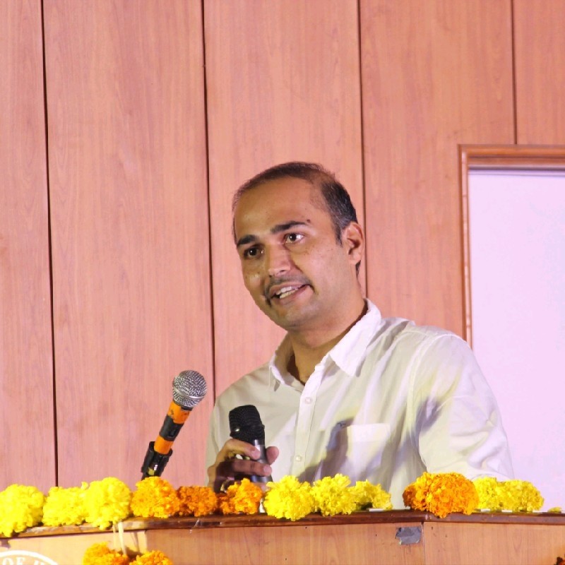 Dr. Vijender Busi Reddy